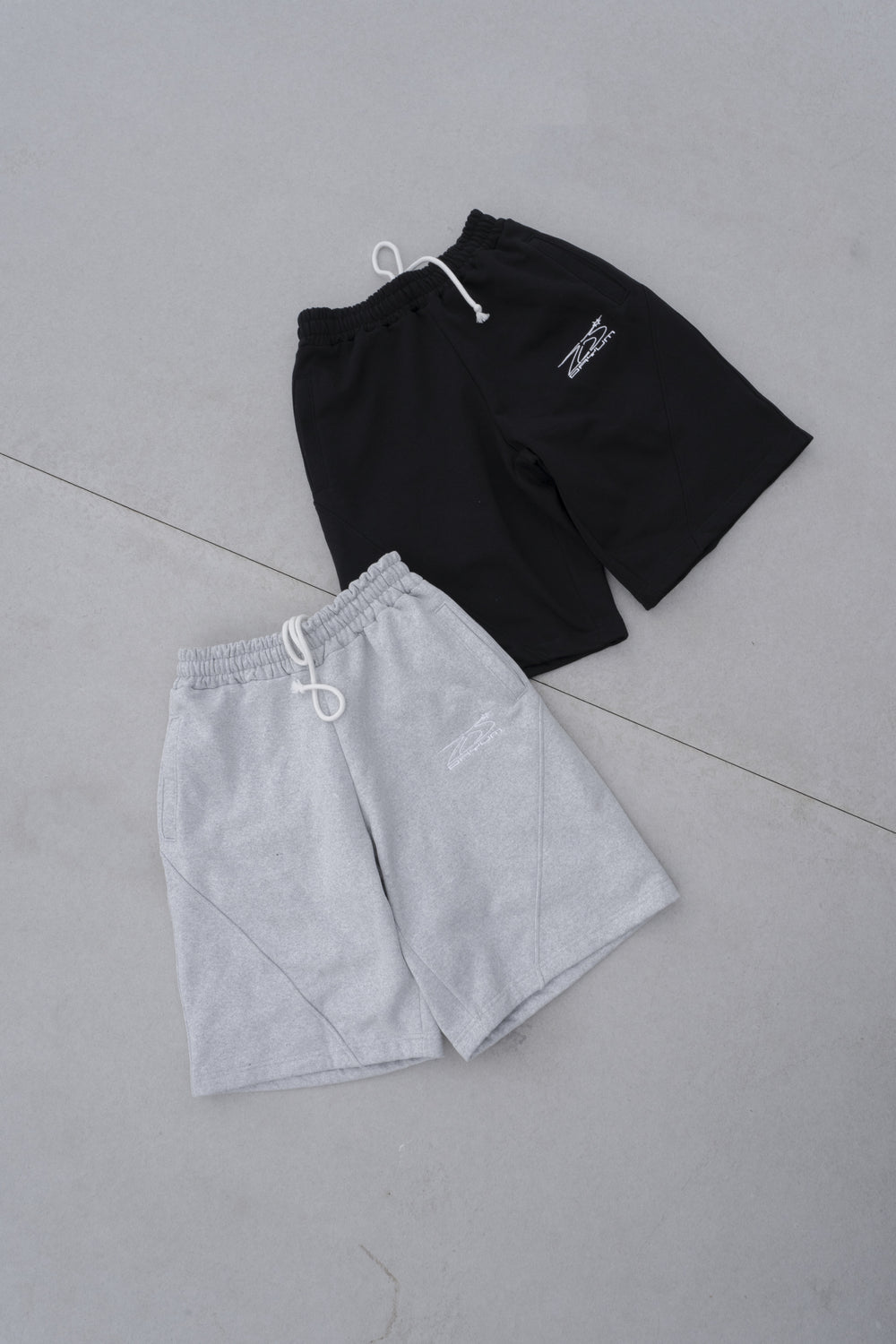 D26-BAGGY JORTS